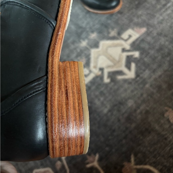 Like NEW High quality leather ELF Women's Black Leather Lace-Up Boots - Picture 8 of 12